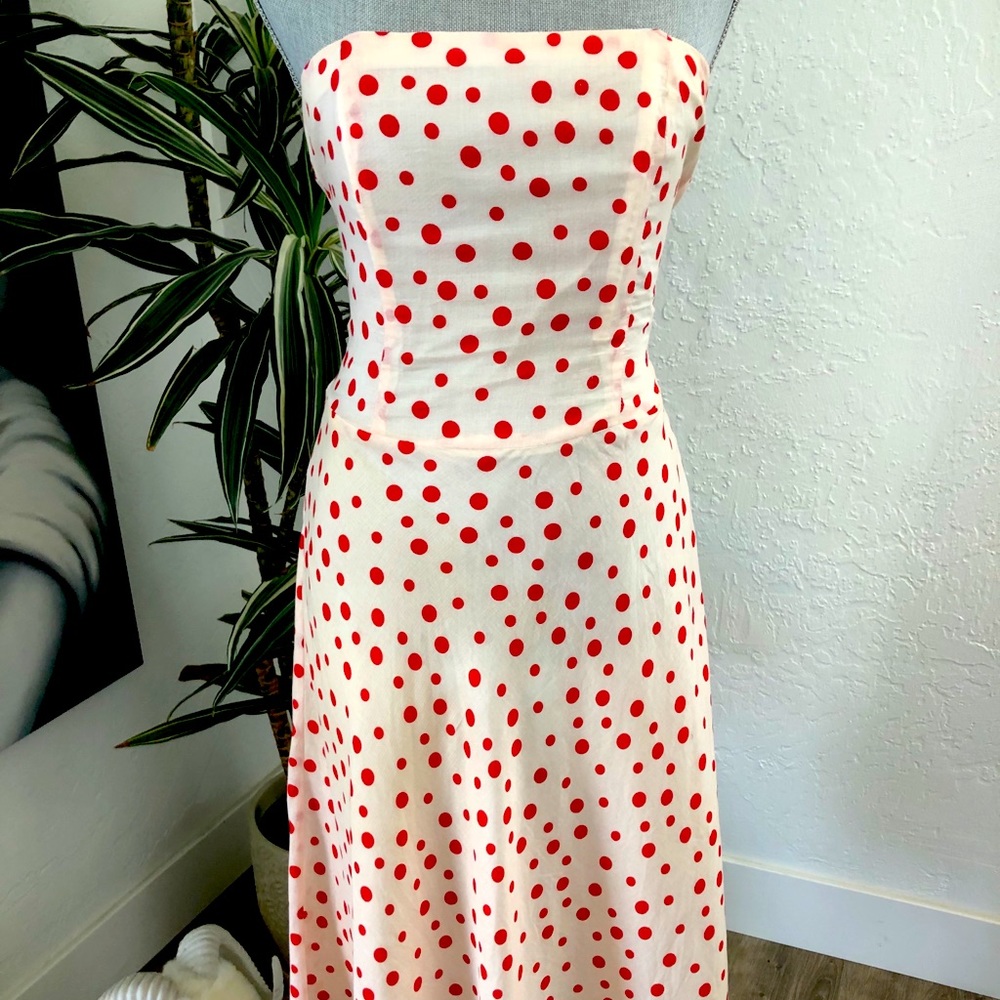 Polka dot strapless pinafore dress